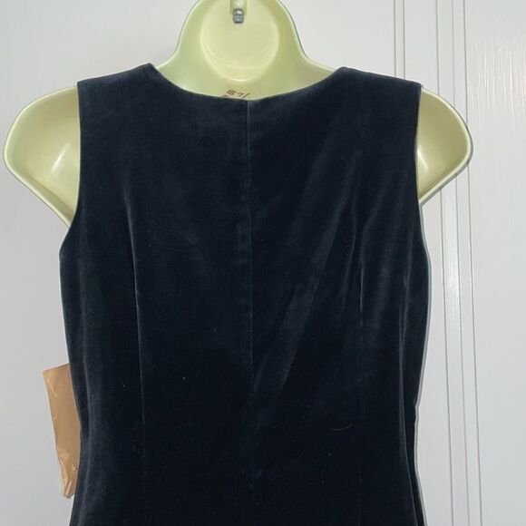 NWT Vtg 80s Maggie Breen black velvet fitted midi dress that buttons up front - Picture 10 of 12